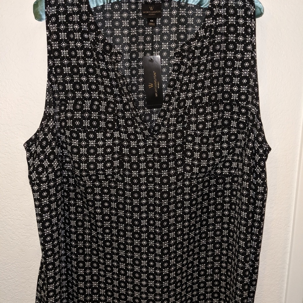 Ladies plus size top
